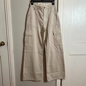 Cotton On Relaxed Cargo Pants | Size 24 | Soft Taupe | NWT